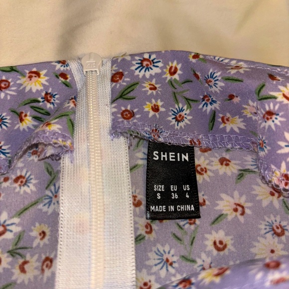 Purple Floral Skirt - Picture 2 of 3